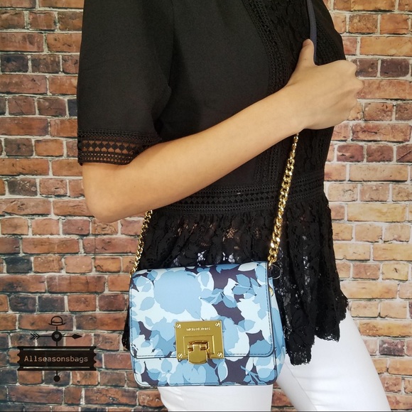 Michael Kors Tina Small crossbody clutch floral - Picture 2 of 5
